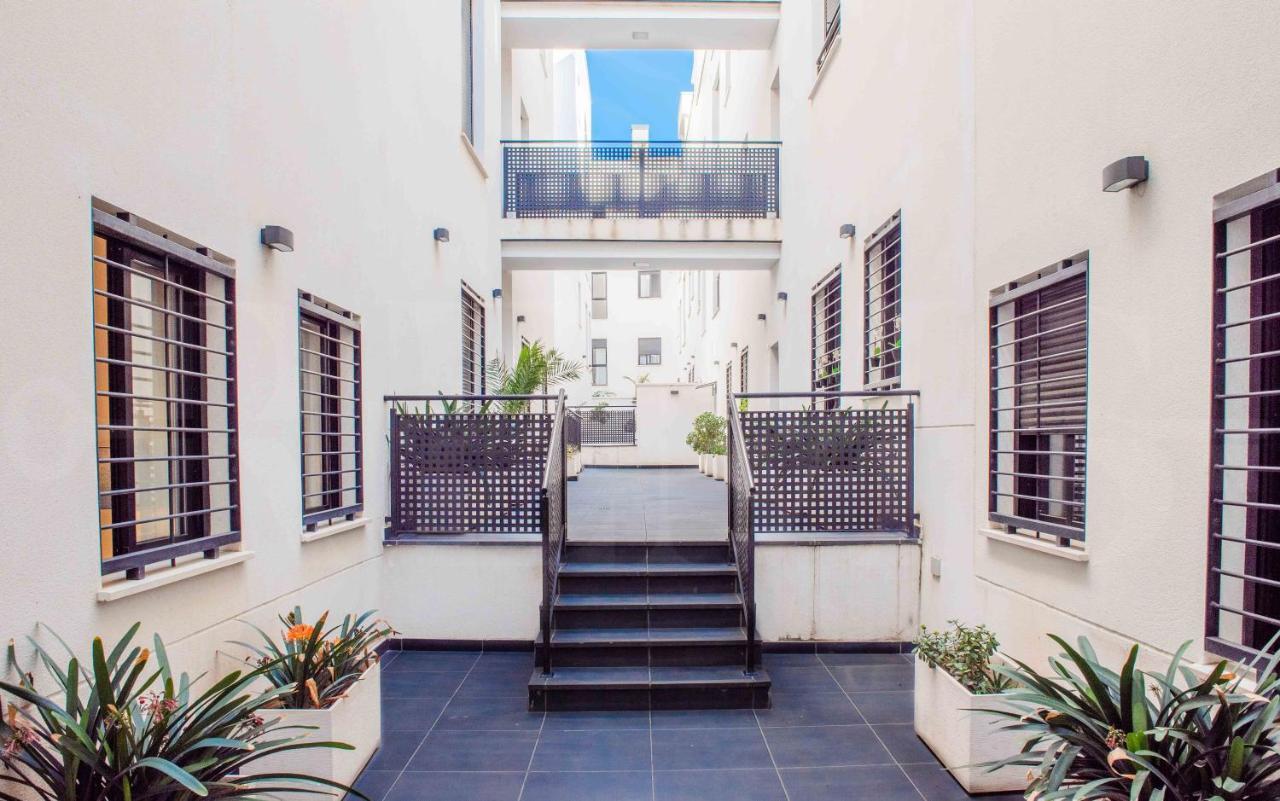 Relaxing Apartment With Community Pool & Parking- Center Malaga Exterior photo