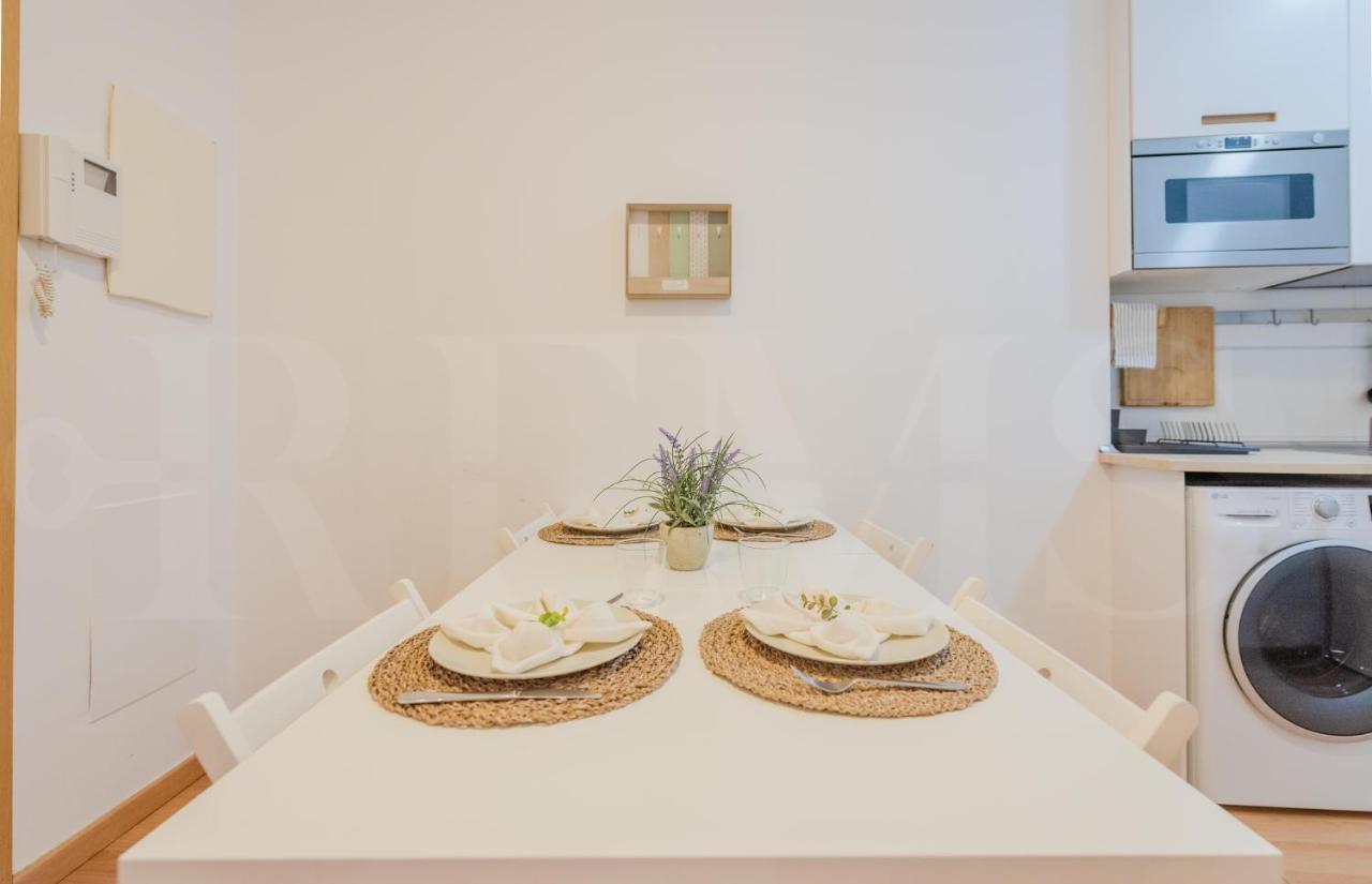 Relaxing Apartment With Community Pool & Parking- Center Malaga Exterior photo